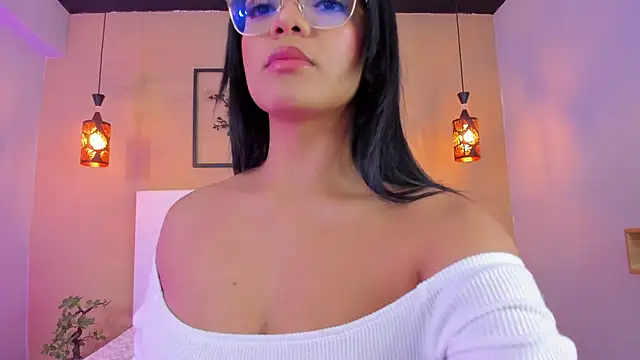 Snapshot of CamilleLynn chatting on 6, 2, 2025 CamilleLynn online show from 6, 2, 2025