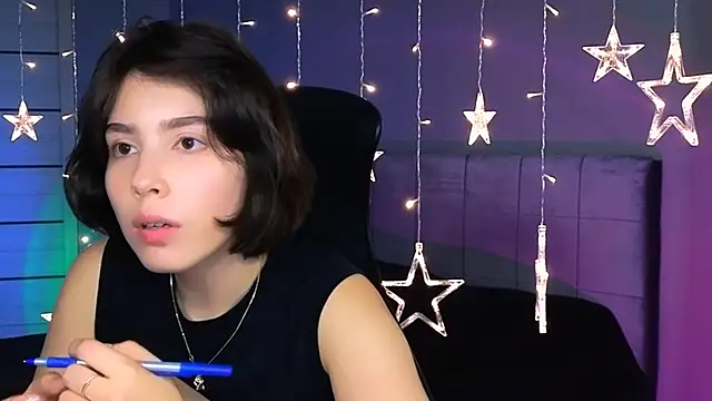 Stacy Gonzales  online show from 22, 10, 2025