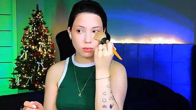 Stacy Gonzales  online show from 29, 1, 2025