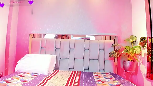 RoseTaylor   online show from 21, 3, 2026