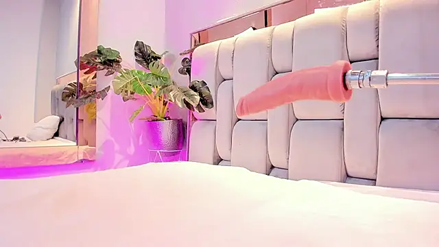 RoseTaylor   online show from 30, 11, 2025