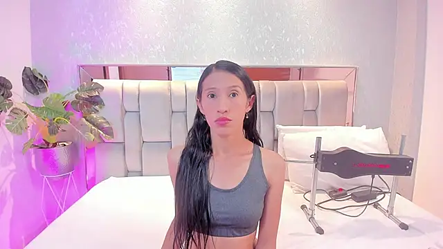 RoseTaylor   online show from 29, 10, 2025