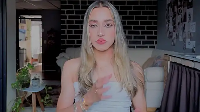 Goddivaa online show from 14, 4, 2026