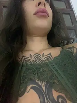 Snapshot of Babyy_B chatting on 14, 7, 2026 Babyy B online show from 14, 7, 2026