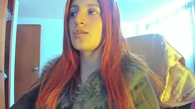 Snapshot of GiaRoussel chatting on 12, 5, 2026 GiaRoussel online show from 12, 5, 2026