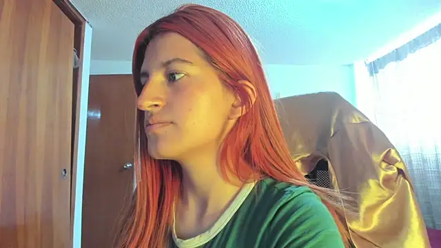 Snapshot of GiaRoussel chatting on 11, 5, 2026 GiaRoussel online show from 11, 5, 2026