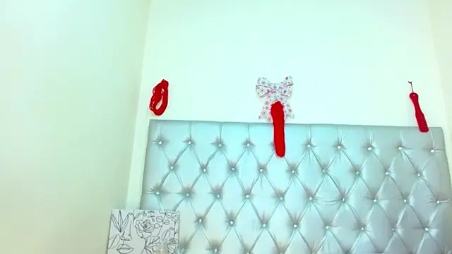 JessicaRabbit04 online show from 26, 11, 2025