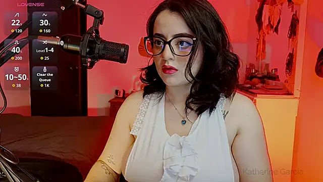 Lin-cute online show from 9, 10, 2025