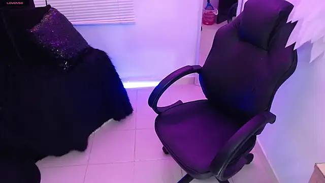 Snapshot of Mailywindsor chatting on 5, 11, 2025 Mailywindsor online show from 5, 11, 2025