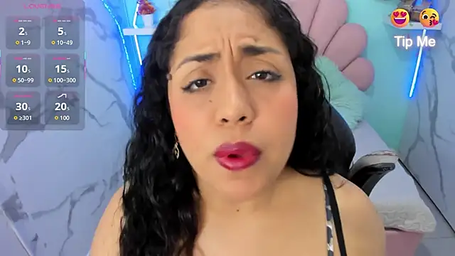 cristal horny19 online show from 31, 3, 2026