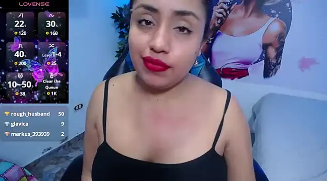 cristal horny19 online show from 1, 3, 2025