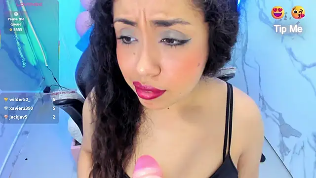 cristal horny19 online show from 6, 4, 2026