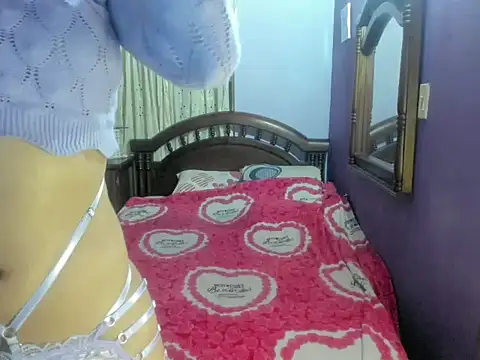 Snapshot of Unicorn_Mistress chatting on 8, 10, 2025 Unicorn Mistress online show from 8, 10, 2025