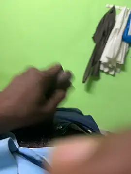 pussylover143x online show from 28, 11, 2025