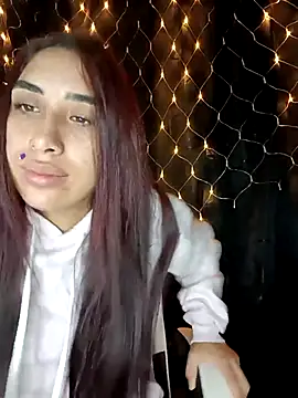 ifeelverywet andhot online show from 8, 11, 2025