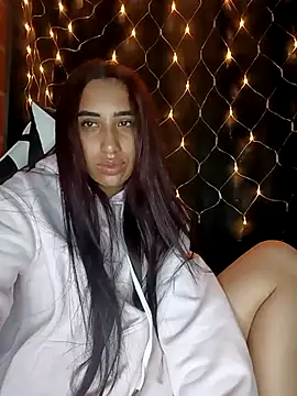 ifeelverywet andhot online show from 24, 10, 2025