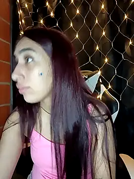 ifeelverywet andhot online show from 9, 11, 2025