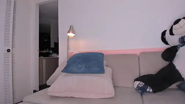 kitty miaa online show from 6, 2, 2026