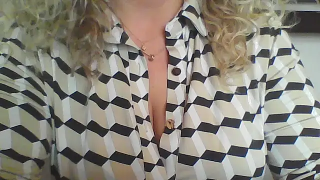 JenniLowen online show from 16, 2, 2026