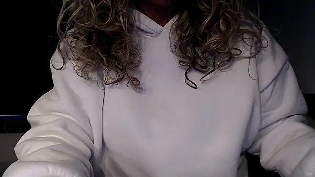 JenniLowen online show from 25, 2, 2025