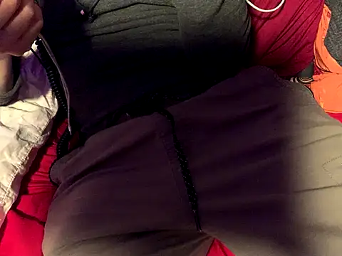 skatebored online show from 11, 11, 2025