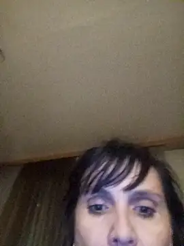 Francenia lolis online show from 12, 4, 2026