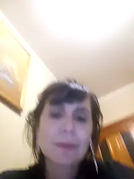 Francenia lolis online show from 9, 4, 2026