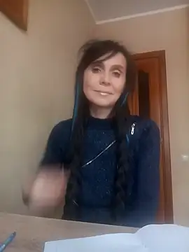 Francenia lolis online show from 11, 2, 2026