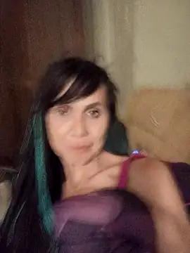 Francenia lolis online show from 9, 7, 2026
