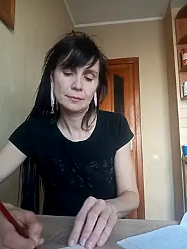 Francenia lolis online show from 10, 4, 2026