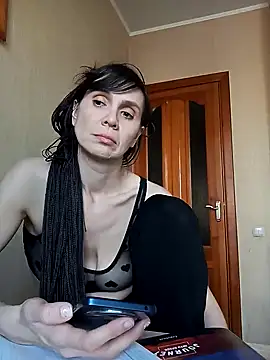Francenia lolis online show from 15, 3, 2025