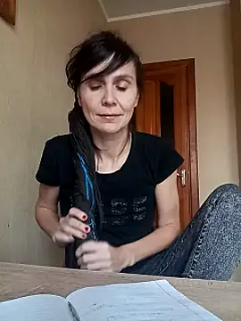 Francenia lolis online show from 30, 10, 2025