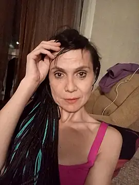 Francenia lolis online show from 20, 6, 2026
