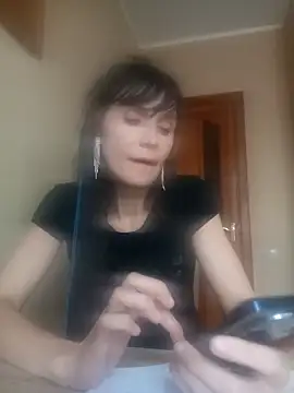 Francenia lolis online show from 7, 4, 2026