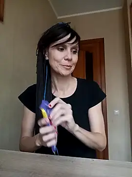 Francenia lolis online show from 19, 10, 2025