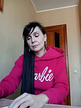 Francenia lolis online show from 23, 2, 2025