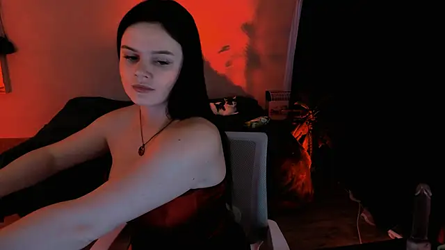 Snapshot of Lora_Cain chatting on 29, 5, 2026 Lora Cain online show from 29, 5, 2026