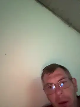 Snapshot of adrian90bi11 chatting on 26, 4, 2026 adrian90bi11 online show from 26, 4, 2026