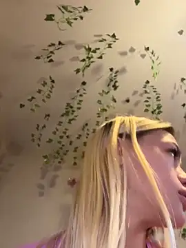 -Sexy Barbie- online show from 10, 11, 2025