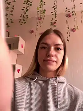 -Sexy Barbie- online show from 12, 3, 2025