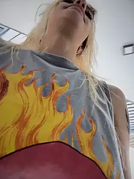 -Sexy Barbie- online show from 17, 12, 2025