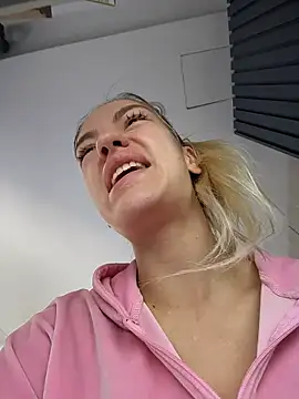 -Sexy Barbie- online show from 13, 1, 2026