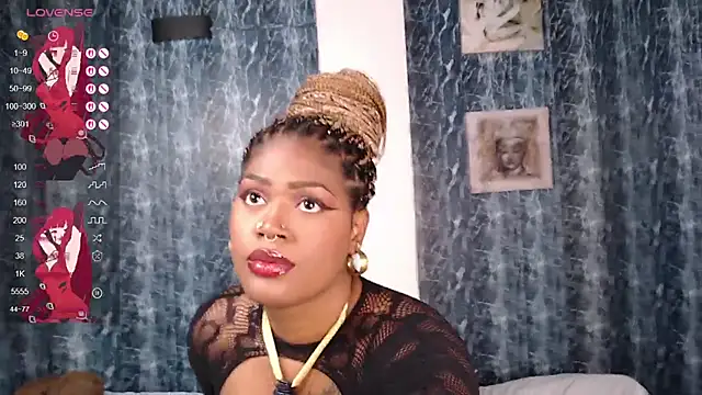 Snapshot of ebonyciaraqueen chatting on 26, 7, 2026 ebonyciaraqueen online show from 26, 7, 2026