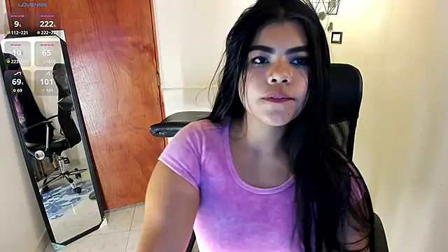 aitana-purple online show from 9, 10, 2025