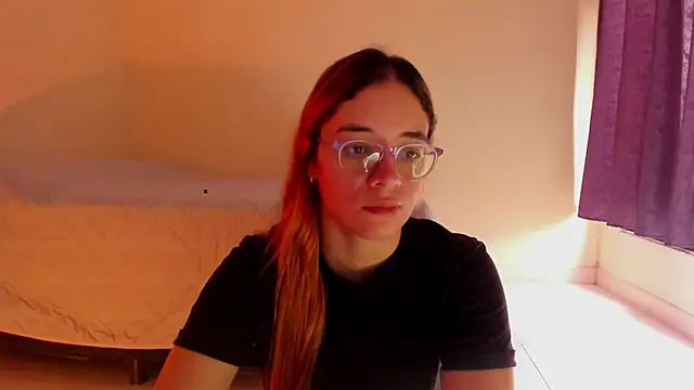 atenas 05  online show from 19, 4, 2026