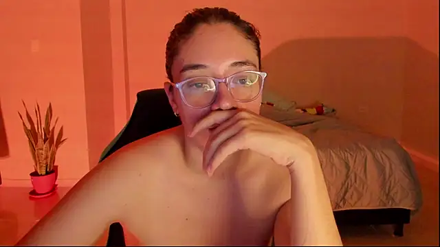 atenas 05  online show from 22, 2, 2026