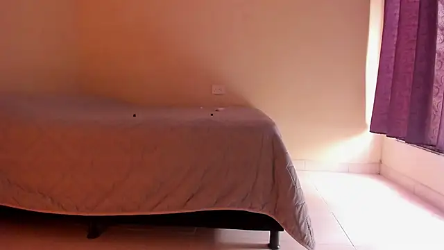 atenas 05  online show from 19, 4, 2026