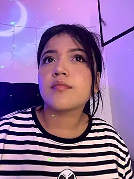 alisson carolina73 online show from 21, 11, 2025