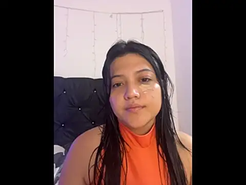 alisson carolina73 online show from 18, 11, 2025