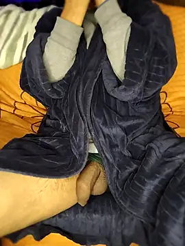 Snapshot of Professor_Leo_ chatting on 15, 11, 2025 Professor Leo online show from 15, 11, 2025